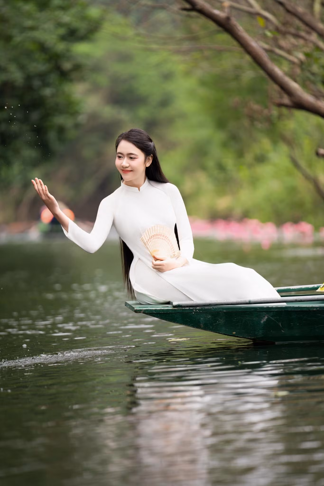 Mỹ Dung cho biết tham gia cuộc thi Hoa hậu Việt Nam là ước mơ của cô từ năm nhất đại học. Cô nhận thức rằng Hoa hậu Việt Nam không chỉ là đấu trường sắc đẹp mà còn là đấu trường tri thức. Vì thế, cô đã dành thời gian cho học tập và rèn luyện bản thân. Mỹ Dung cho biết tham gia cuộc thi Hoa hậu Việt Nam là ước mơ của cô từ năm nhất đại học. Cô nhận thức rằng Hoa hậu Việt Nam không chỉ là đấu trường sắc đẹp mà còn là đấu trường tri thức. Vì thế, cô đã dành thời gian cho học tập và rèn luyện bản thân.