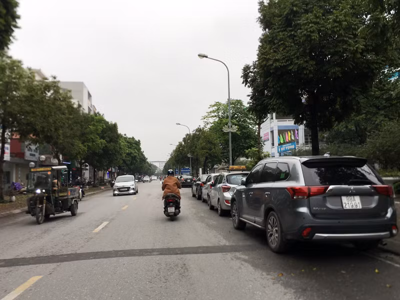 Xã hội hóa camera giao thông quận Long Biên: Vi phạm vẫn tràn lan ảnh 9