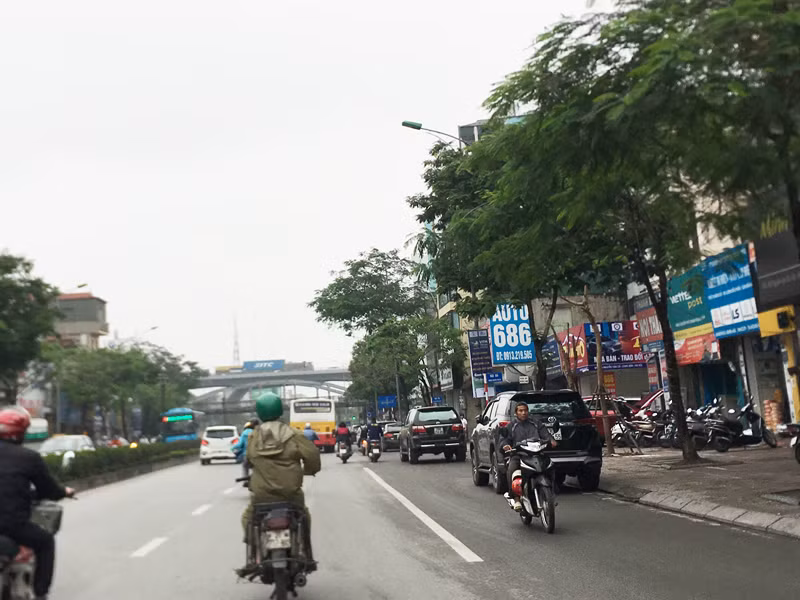 Xã hội hóa camera giao thông quận Long Biên: Vi phạm vẫn tràn lan ảnh 8