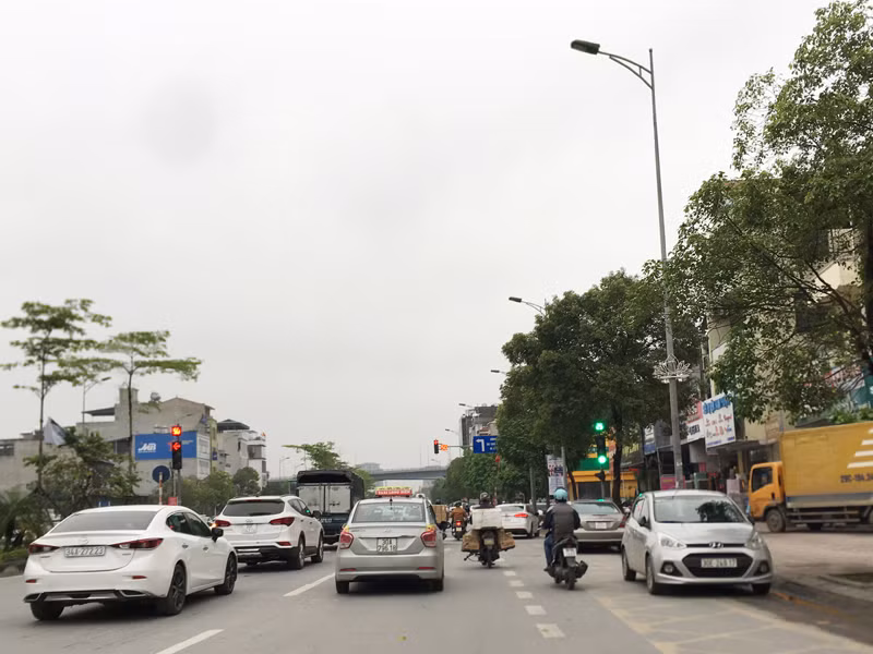 Xã hội hóa camera giao thông quận Long Biên: Vi phạm vẫn tràn lan ảnh 3