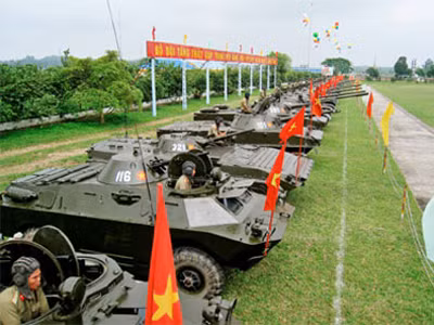 Trường Sĩ quan Tăng - Thiết giáp luôn bảo đảm tốt phương tiện chiến đấu cho nhiệm vụ huấn luyện - đào tạo, sẵn sàng chiến đấu