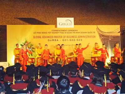 Một buổi lễ trao bằng tốt nghiệp thạc sĩ chương trình liên kết giữa Khoa sau ĐH và Trung tâm ETC với ĐH Griggs
