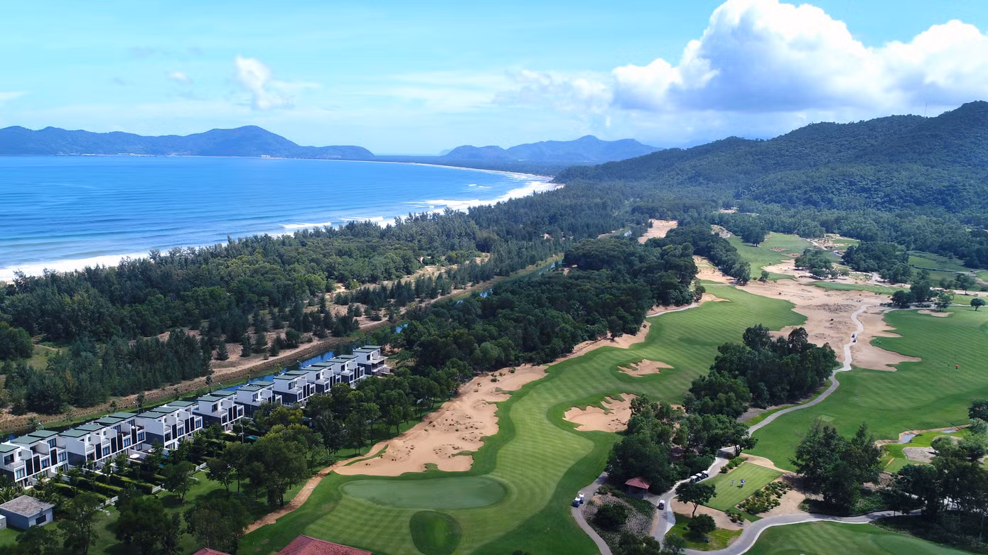Sân Laguna Golf Lăng Cô Sân Laguna Golf Lăng Cô