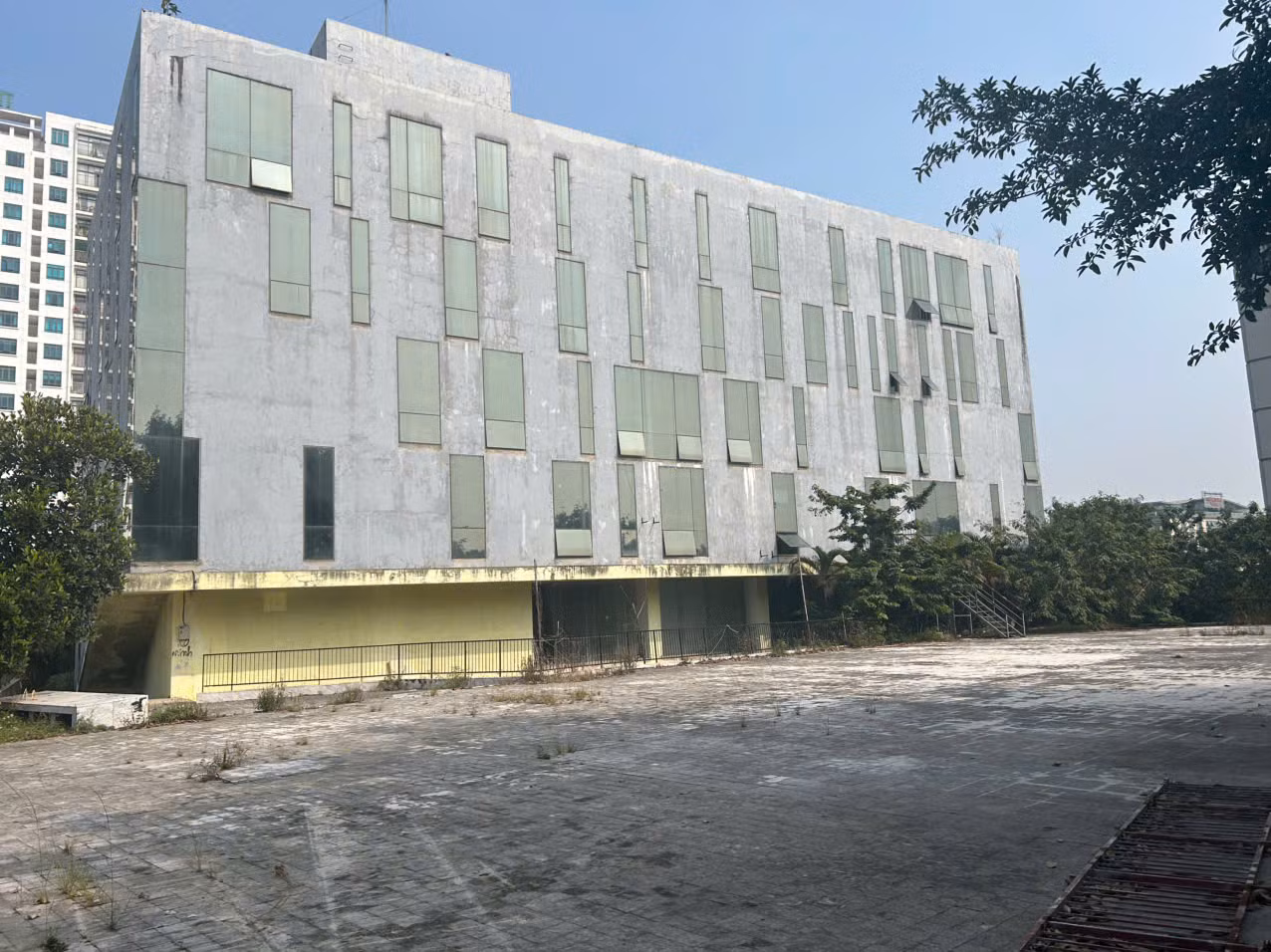 Hiện trạng một phần dự án Trường tiểu học và THCS dân lập Thanh Hoa, tại phường Đông Hương, TP Thanh Hóa