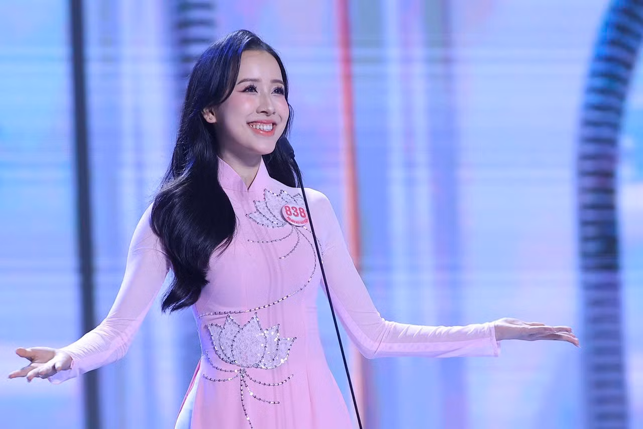 Lần đầu tiên màn hô tên được đưa vào cuộc thi Hoa hậu Việt Nam 2024. Lần đầu tiên màn hô tên được đưa vào cuộc thi Hoa hậu Việt Nam 2024.