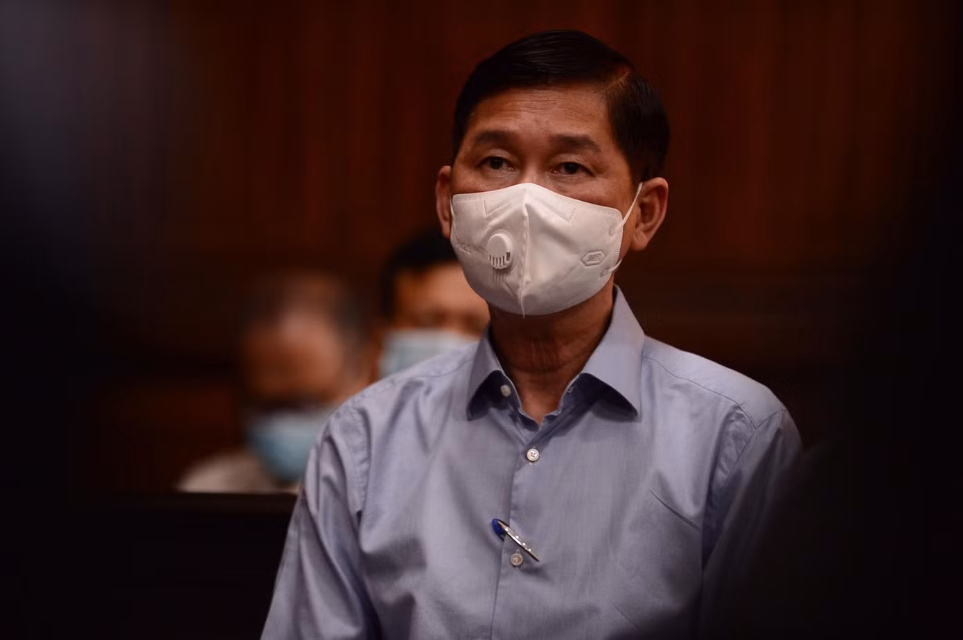 Cựu phó Chủ tịch UBND TPHCM - bị cáo Trần Vĩnh Tuyến kháng cáo xin giảm nhẹ hình phạt. Cựu phó Chủ tịch UBND TPHCM - bị cáo Trần Vĩnh Tuyến kháng cáo xin giảm nhẹ hình phạt.