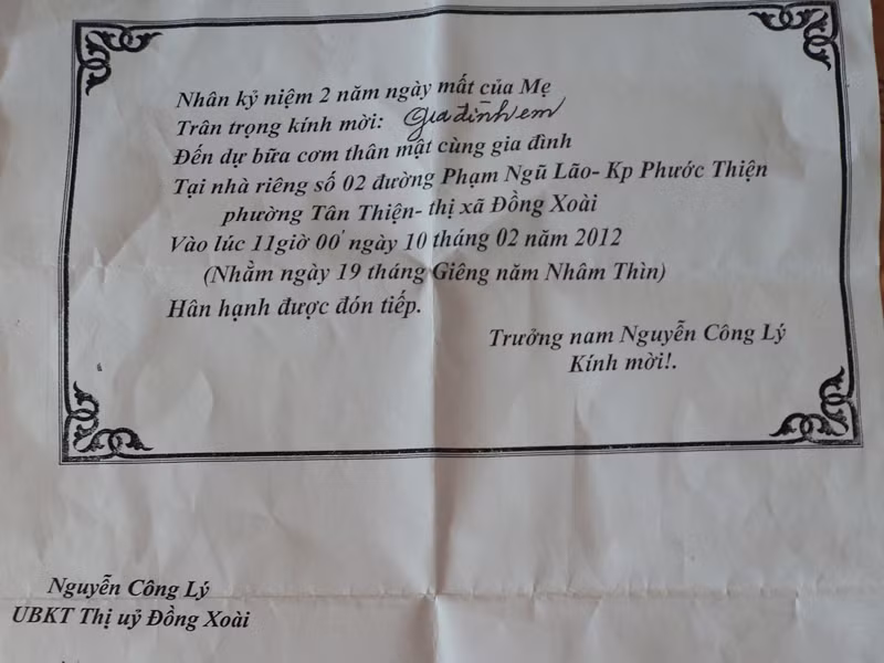 Thiệp mời cơm ghi rõ đơn vị công tác của ông Nguyễn Công Lý