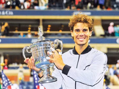 Nadal với chiếc cúp vô địch US Open lần thứ hai. Ảnh: USOPEN.ORG