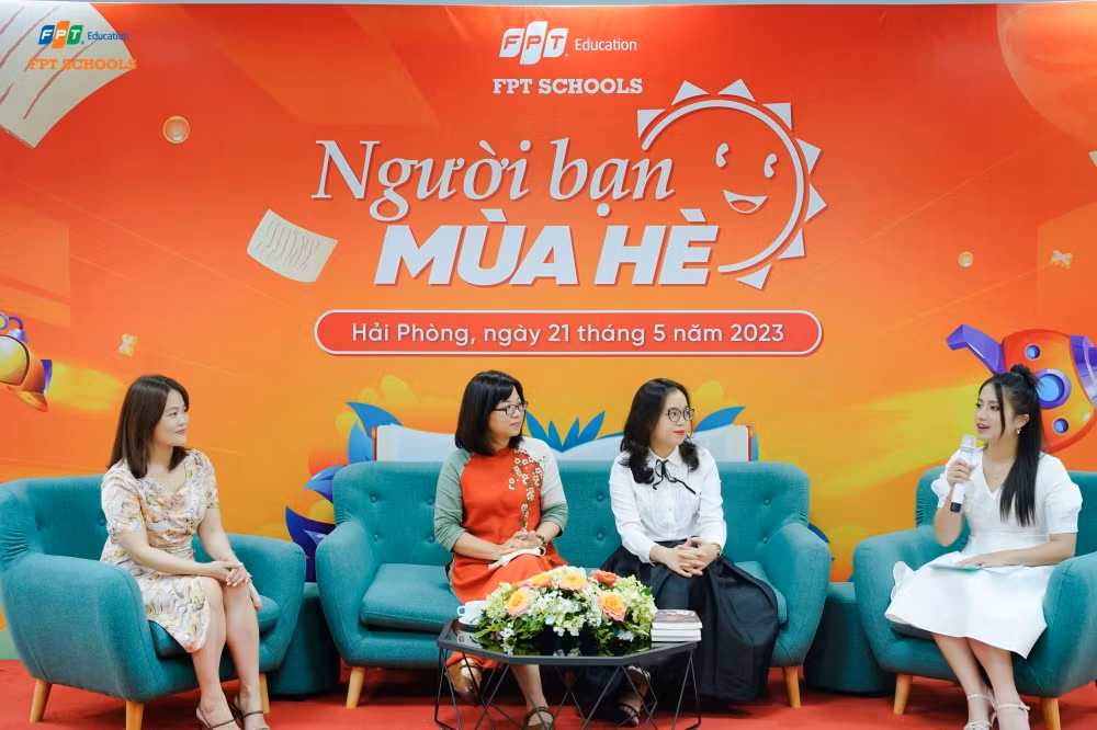 FPT Schools tổ chức chương trình “Người bạn mùa Hè 2023” gồm nhiều hoạt động ý nghĩa cho học sinh trong dịp Hè. FPT Schools tổ chức chương trình “Người bạn mùa Hè 2023” gồm nhiều hoạt động ý nghĩa cho học sinh trong dịp Hè.
