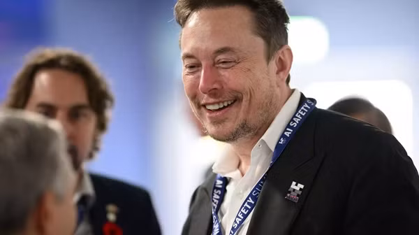 Elon Musk vốn luôn theo đuổi những ý tưởng có thể thay đổi cả thế giới nhưng rất nhiều lần cũng gây tranh cãi. Ảnh: Leon Neal/ Pool Photo via AP.