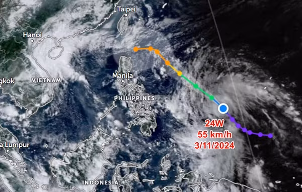 Vị trí hiện tại và đường đi dự báo của ATNĐ 24W, theo JTWC. Ảnh: Zoom Earth, JMA, JTWC. Vị trí hiện tại và đường đi dự báo của ATNĐ 24W, theo JTWC. Ảnh: Zoom Earth, JMA, JTWC.