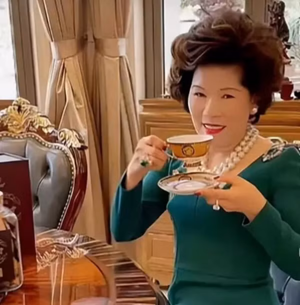 Baoyu Jiajie cũng là một influencer bị khóa tài khoản. Ảnh: 163. Baoyu Jiajie cũng là một influencer bị khóa tài khoản. Ảnh: 163.