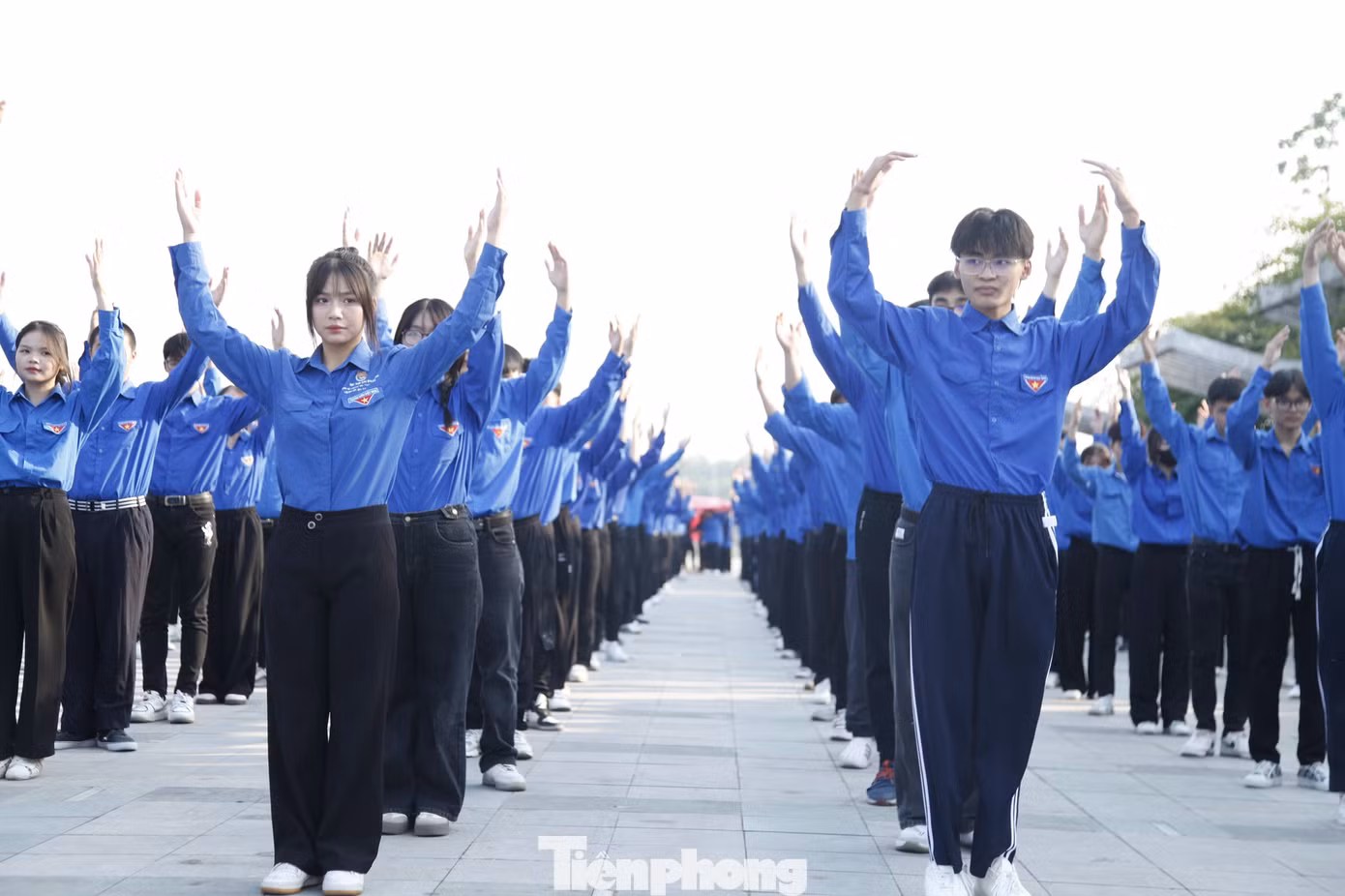 Mục đích của chương trình “Sáng mãi tinh thần Bộ đội Cụ Hồ” nhằm tuyên truyền sâu rộng về chặng đường lịch sử vẻ vang 80 năm xây dựng, chiến đấu, trưởng thành của Quân đội Nhân dân Việt Nam anh hùng. Ảnh: Nguyễn Thắng