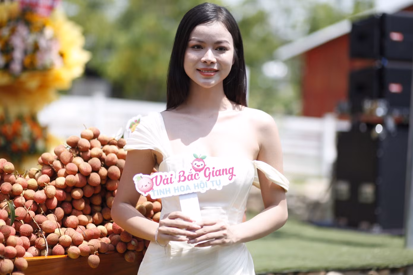 Thời điểm này, vải thiều ở tỉnh Bắc Giang đang vào chính vụ, với nhiều vườn vải đẹp để du khách đến trải nghiệm. Ảnh: Nguyễn Thắng