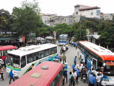 Tết sắp đến, việc an toàn trong đi lại là quan tâm hàng đầu của người dân. Ảnh: Sỹ Lực. Tết sắp đến, việc an toàn trong đi lại là quan tâm hàng đầu của người dân. Ảnh: Sỹ Lực