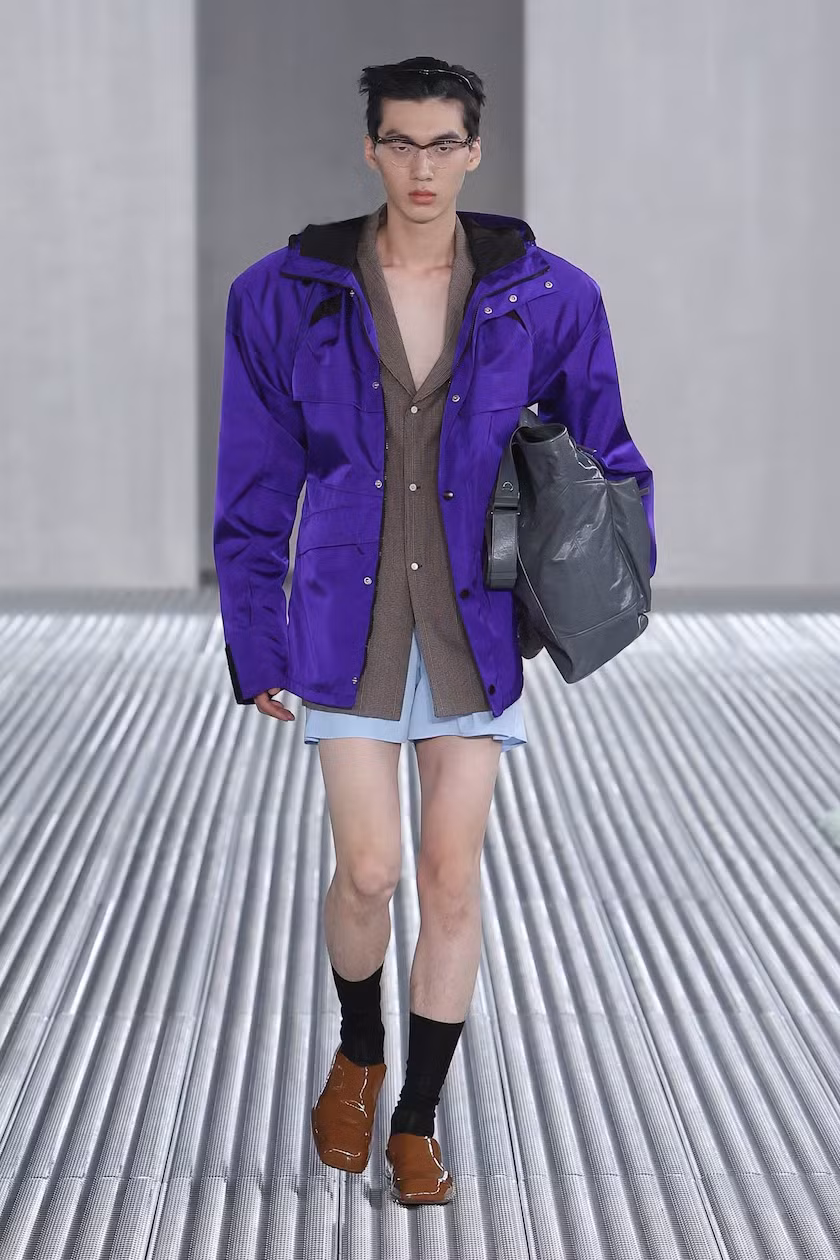 BST Menswear Xuân Hè 2024 của Prada. BST Menswear Xuân Hè 2024 của Prada.