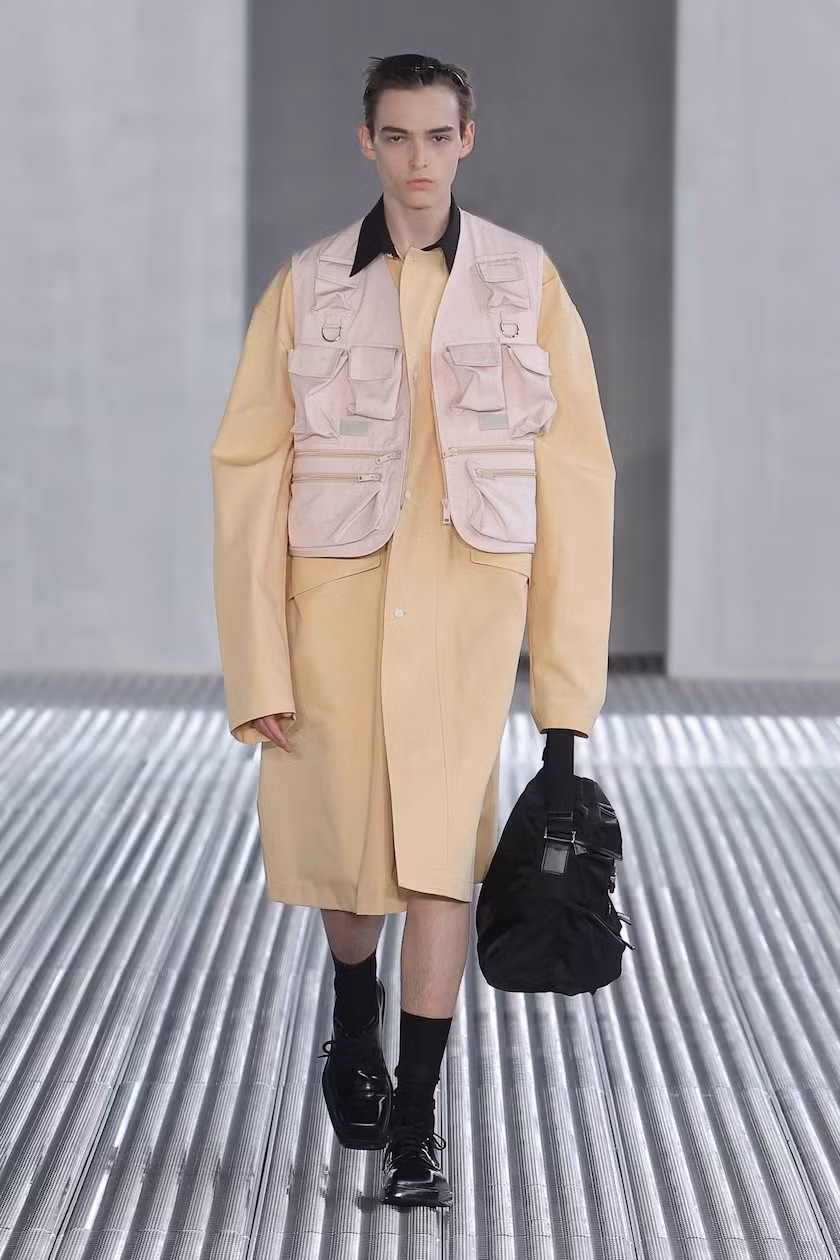 BST Menswear Xuân Hè 2024 của Prada. BST Menswear Xuân Hè 2024 của Prada.