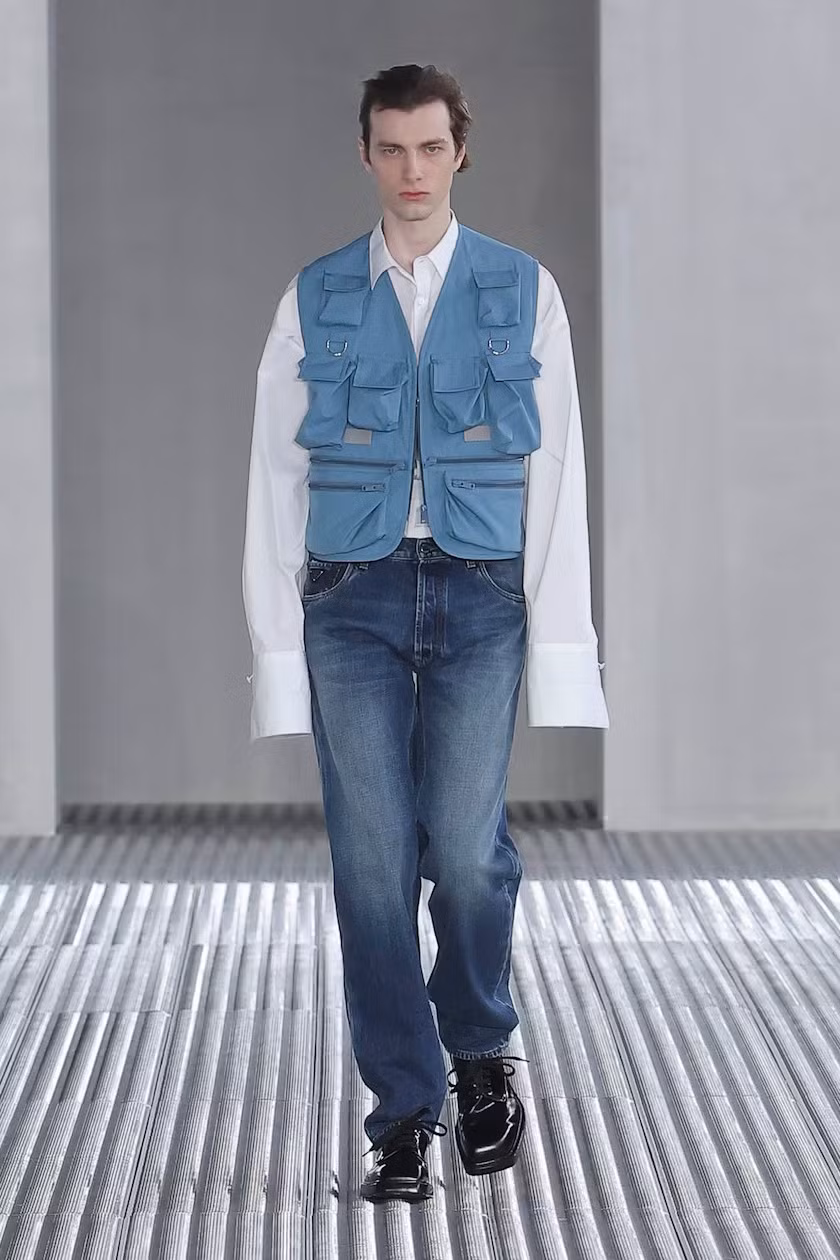 BST Menswear Xuân Hè 2024 của Prada. BST Menswear Xuân Hè 2024 của Prada.