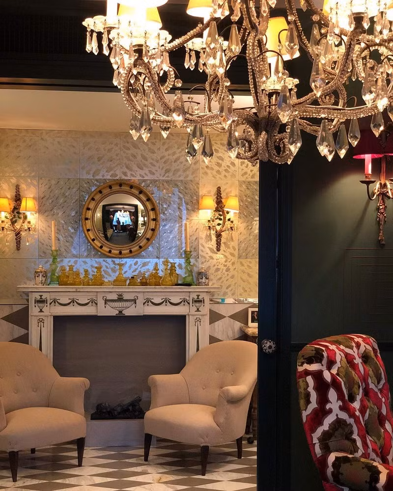 Nội thất của biệt thự mang phong cách châu Âu cổ điển. Ảnh: IG. Nội thất của biệt thự mang phong cách châu Âu cổ điển. Ảnh: IG.