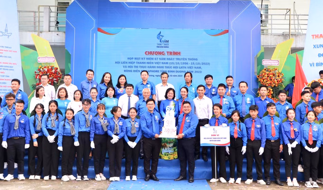 Bình Dương Họp mặt Kỷ niệm 67 năm Ngày Truyền thống Hội Liên hiệp Thanh niên Việt Nam Bình Dương Họp mặt Kỷ niệm 67 năm Ngày Truyền thống Hội Liên hiệp Thanh niên Việt Nam