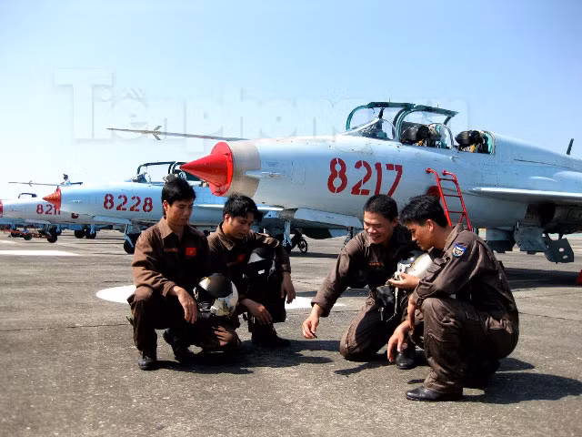 Trao đổi kinh nghiệm trước giờ xuất kích
