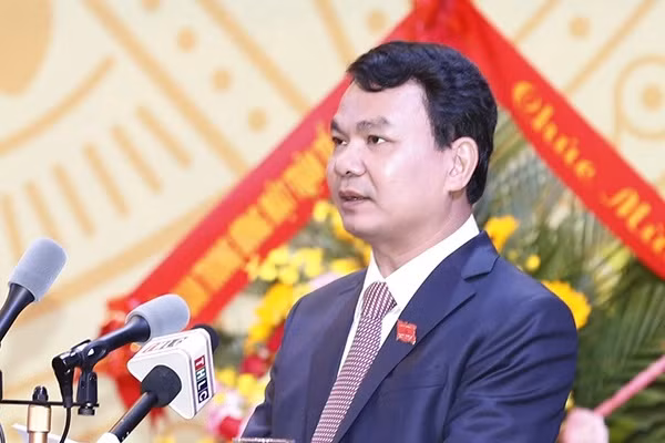 Ông Đặng Xuân Phong, Bí thư Tỉnh ủy Vĩnh Phúc. Ông Đặng Xuân Phong, Bí thư Tỉnh ủy Vĩnh Phúc.