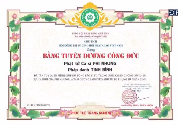 Cố ca sĩ Phi Nhung được trao bằng tuyên dương nhờ những đóng góp trong cuộc chiến chống COVID-19.