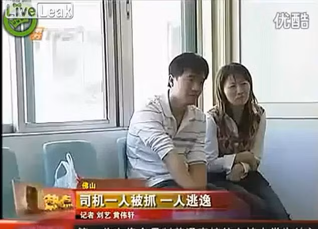 Bố của em nói, họ không thiết bất cứ điều gì, miễn là con gái của họ có thể bình an trở lại