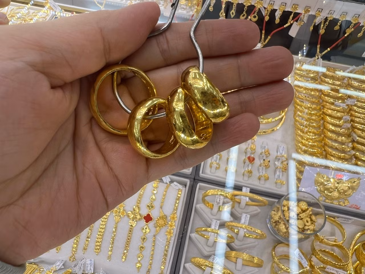 Vàng nhẫn tăng giá lên tới 96 triệu đồng/lượng trong ngày 14/3 Vàng nhẫn tăng giá lên tới 96 triệu đồng/lượng trong ngày 14/3