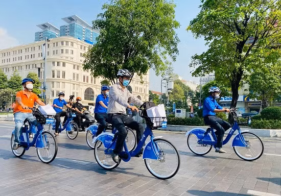TPHCM khuyến khích phát triển giao thông xanh. TPHCM khuyến khích phát triển giao thông xanh.