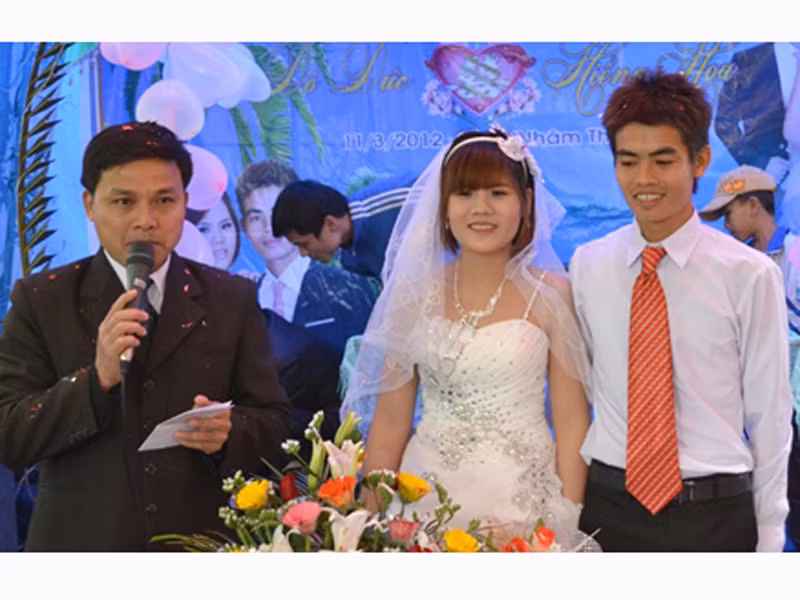 Đám cưới nếp sống mới giản dị, tiết kiệm của chú rể Đào Văn Đức và cô dâu Hồ Thị Hoa