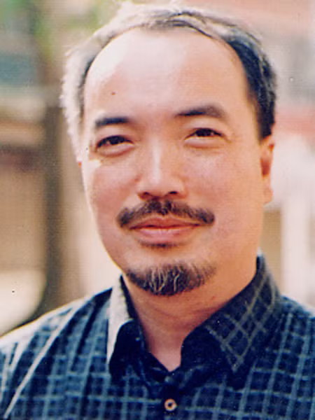 Ông Vi Kiến Thành