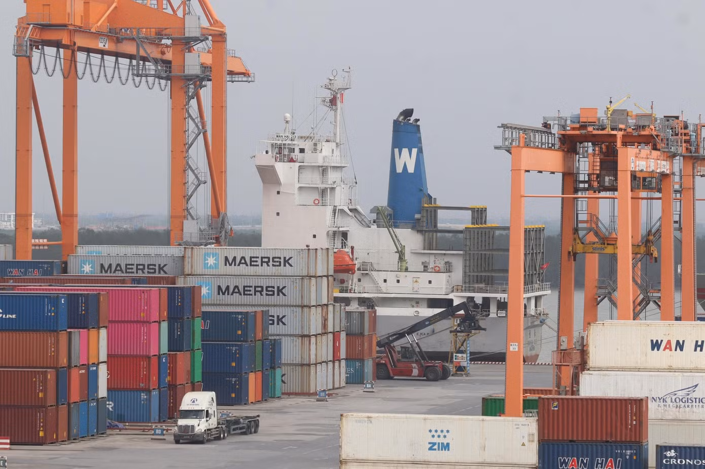 Bộ Công Thương khuyến cáo các doanh nghiệp cần thận trọng trong thanh toán quốc tế. Ảnh: Như Ý Bộ Công Thương khuyến cáo các doanh nghiệp cần thận trọng trong thanh toán quốc tế. Ảnh: Như Ý