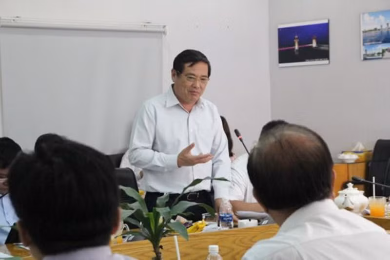 Kỷ luật Phó Cục trưởng Cục Hải quan TPHCM về mặt Đảng ảnh 2