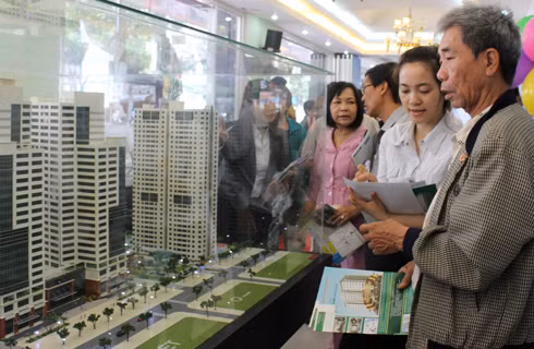 Người mua nhà đang tìm kiếm những dự án đã hoặc sắp bàn giao, giá phải chăng và giãn tiến độ thanh toán. Ảnh: Vũ Lê