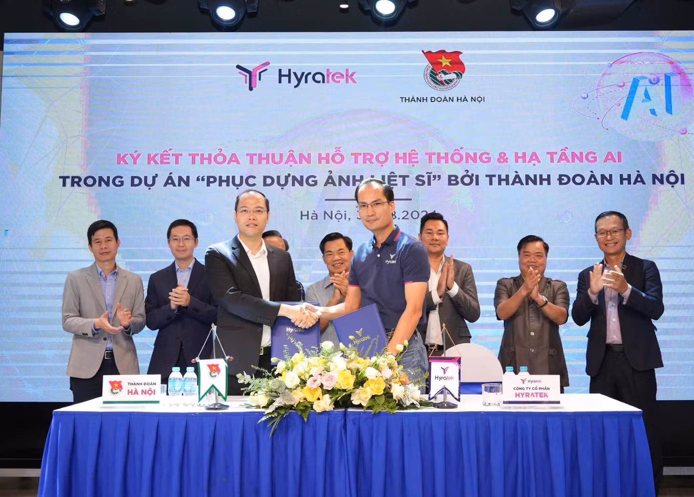 Việc ký kết thỏa thuận hợp tác với Hyratek và Qualcomm sẽ giúp Thành Đoàn Hà Nội đẩy nhanh tiến độ, chất lượng dự án "Phục dựng ảnh liệt sĩ". Việc ký kết thỏa thuận hợp tác với Hyratek và Qualcomm sẽ giúp Thành Đoàn Hà Nội đẩy nhanh tiến độ, chất lượng dự án "Phục dựng ảnh liệt sĩ".
