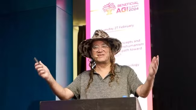 Ben Goertzel tin rằng chúng ta đang trên đường tạo ra một trí tuệ nhân tạo thông minh như con người vào năm 2027. (Ảnh: SingularityNET) Ben Goertzel tin rằng chúng ta đang trên đường tạo ra một trí tuệ nhân tạo thông minh như con người vào năm 2027. (Ảnh: SingularityNET)