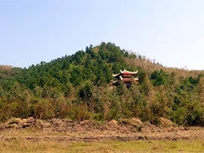 Điểm cao 130 - nơi an táng thi hài Đại tướng Võ Nguyên Giáp