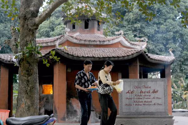 Nghi ngút khói tại lò hóa vàng