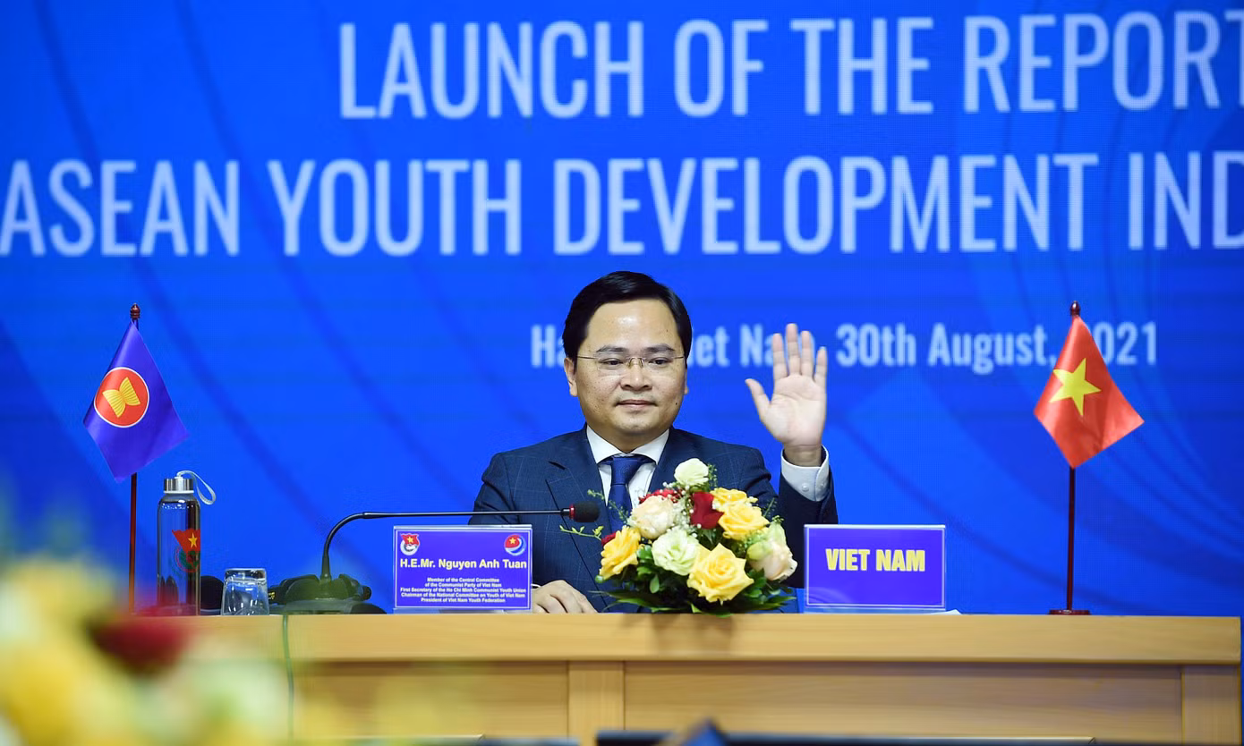 Anh Nguyễn Anh Tuấn - Ủy viên T.Ư Đảng, Bí thư thứ nhất T.Ư Đoàn, Chủ nhiệm Ủy ban Quốc gia về Thanh niên Việt Nam tham dự chương trình. Ảnh: Xuân Tùng