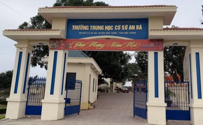 Trường THCS An Bá, nơi nữ sinh C. theo học.