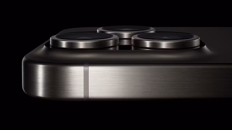 Chính vì vậy mà iPhone 15 Pro sẽ là một lựa chọn hấp dẫn khi bạn dùng để chụp ảnh hay quay video theo phong cách chuyên nghiệp. Chính vì vậy mà iPhone 15 Pro sẽ là một lựa chọn hấp dẫn khi bạn dùng để chụp ảnh hay quay video theo phong cách chuyên nghiệp.