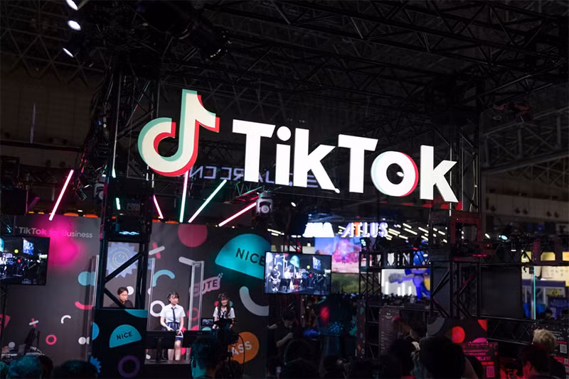 TikTok được yêu cầu chia sẻ thuật toán điều hướng nội dung.