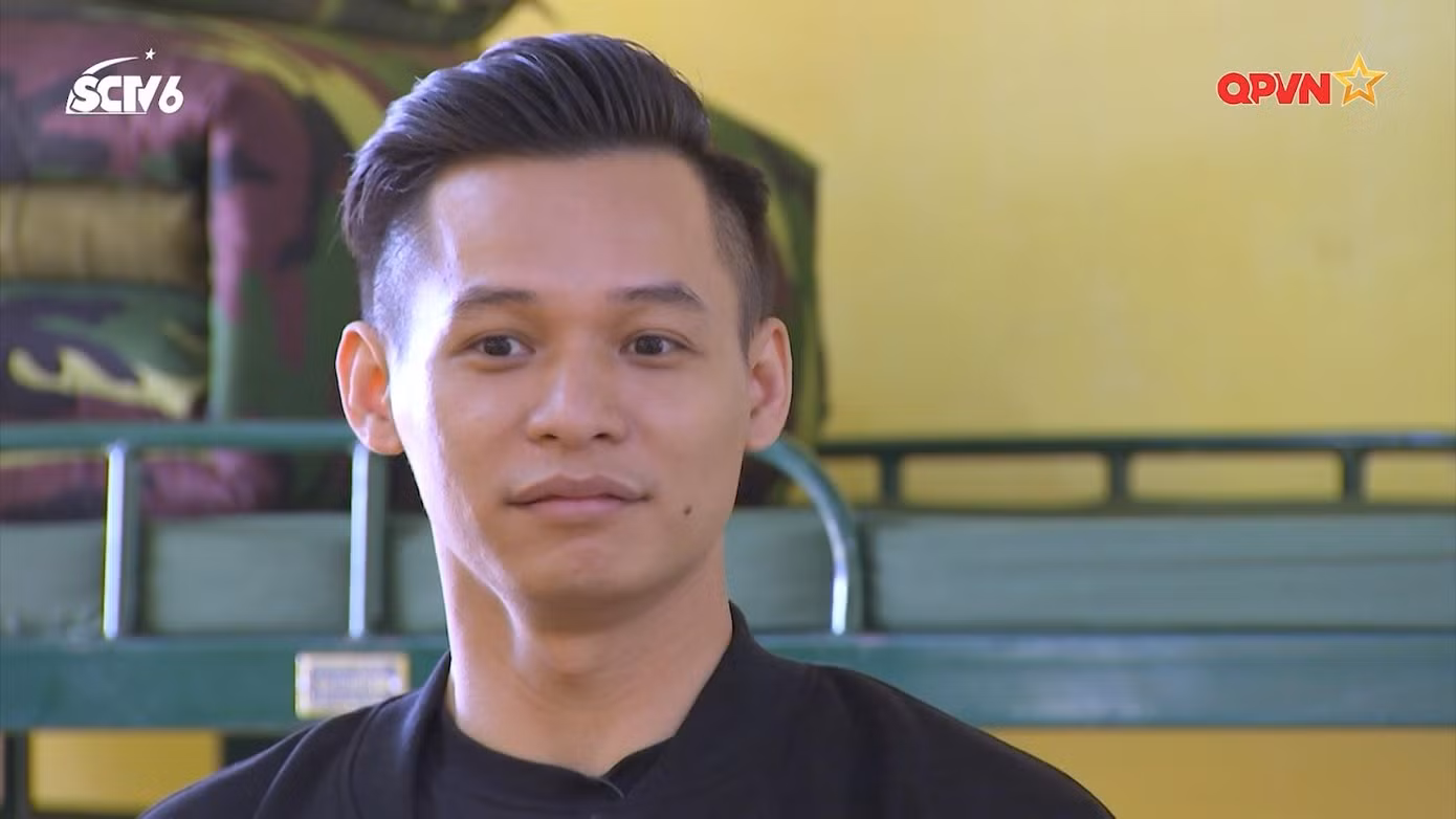 Liệu rằng Độ Mixi sẽ trả lời thế nào với câu hỏi tương đối "nhạy cảm" này? Duy Khánh có thành công giữ lại thanh lăn nách "bảo bối"?