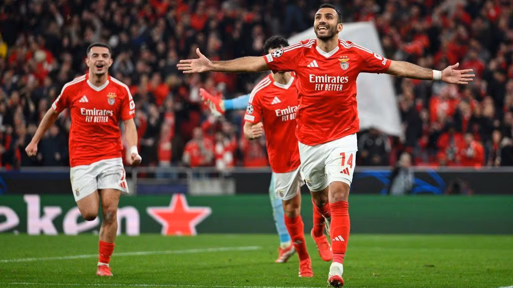 Benfica đi tiếp sau trận hòa kịch tính với Monaco.
