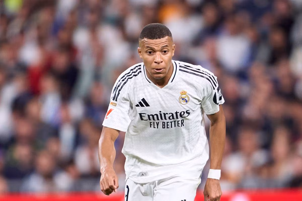 Mbappe bình phục chấn thương sớm hơn dự kiến và có thể ra sân trong trận đấu với Lille.