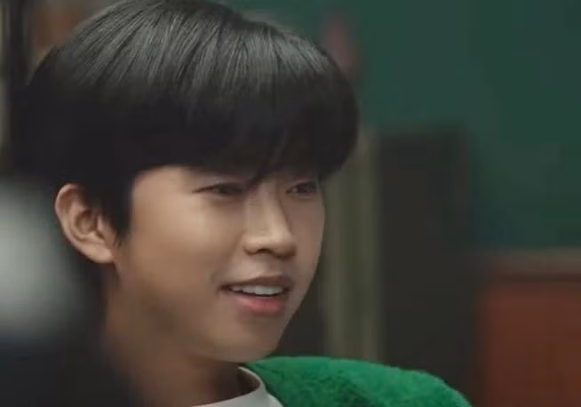 Không chỉ là một 'YouTuber khủng', Lim Young Woong còn luôn nằm trong top đầu, và là người giữ số lần top 1 bảng xếp hạng danh tiếng thương hiệu nhiều nhất, bởi cứ quảng cáo nào của nam ca sỹ đều thu về hàng triệu cho đến hàng chục triệu lượt xem, chẳng hạn gần đây nhất, số lượt xem phiên bản đầy đủ của video quảng cáo Hana Bank của Lim Young Woong đã vượt quá 9 triệu lượt xem chỉ trong 5 tháng . Video này là đoạn cắt của đạo diễn từ video quảng cáo Hana Bank của Lim Young Woong đã được phát hành trước đó và cho thấy nam ca sỹ đang đóng một vai tích cực với vẻ quyến rũ 'tỏa sáng' như cầu vồng. Trong khi đó, video đầy đủ dài 15 giây của video quảng cáo Hana Bank của Lim Young Woong, phát hành vào ngày 23/2, đã ghi nhận 17,98 triệu lượt xem tính đến ngày 12/8.