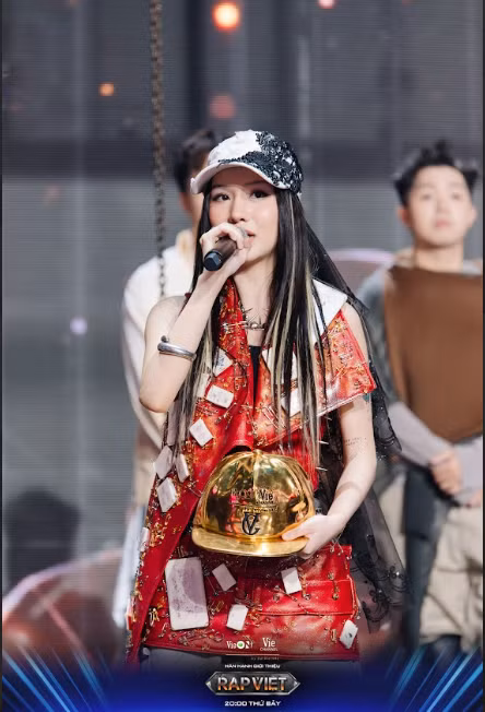 Saabirose (team Suboi) cũng không thực sự "bứt phá" tại bảng F.