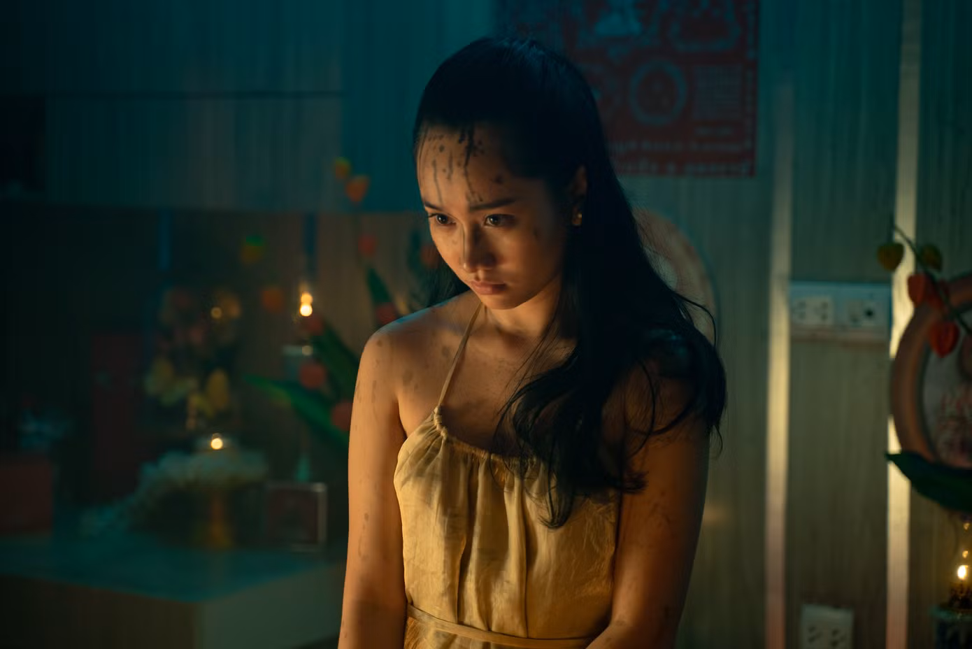 Trúc Anh cùng tạo hình "rợn tóc gáy" trong Thiên Thần Hộ Mệnh. Trúc Anh cùng tạo hình "rợn tóc gáy" trong Thiên Thần Hộ Mệnh.
