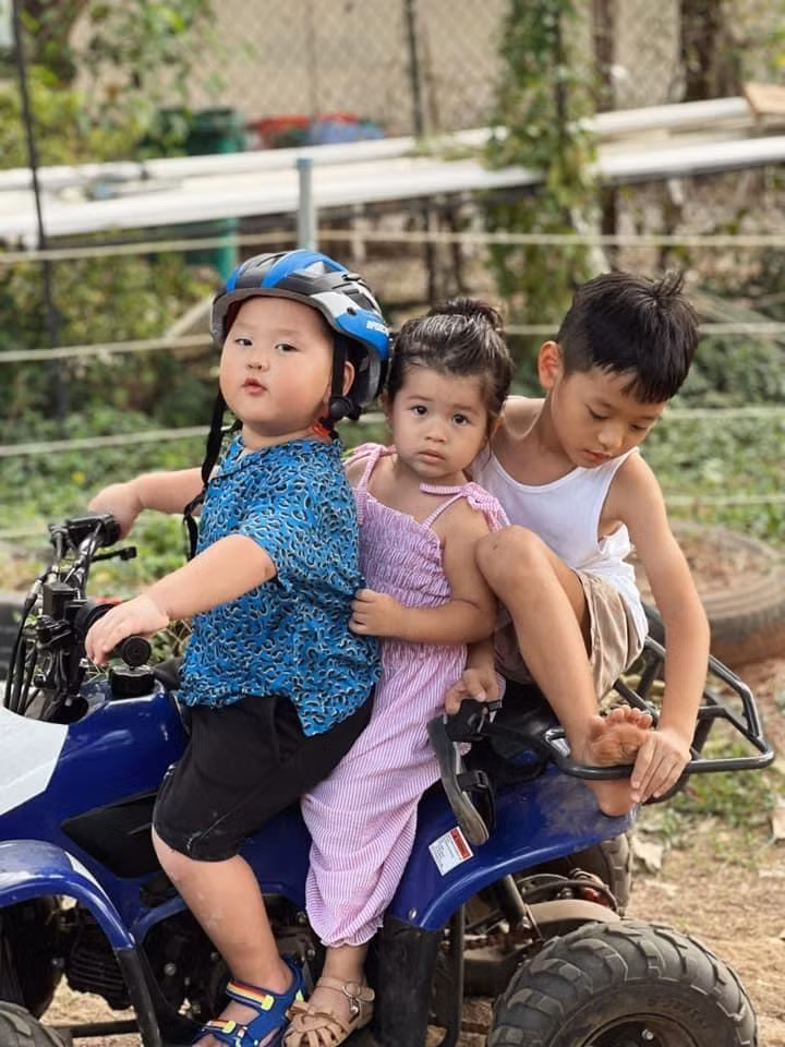 Khoảnh khắc "cưng xỉu" của Gia Hưng.